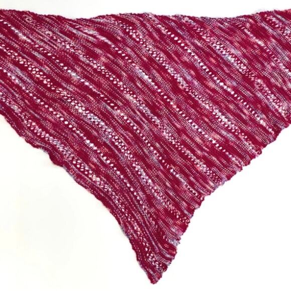 Handmade Lace Knit Shawl - Merino Wool Blend - Pink - Triangle Wrap Handknit - Picture 4 of 4